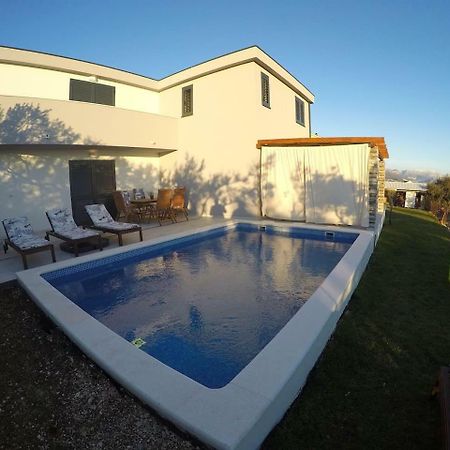 The Globetrotter'S Residence Kaštel Novi Екстериор снимка
