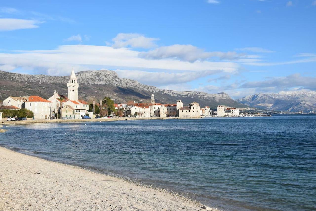 The Globetrotter'S Residence Kaštel Novi Екстериор снимка